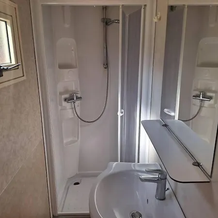 Comfortable Campsite-chalet G16 Tuscany Near Sea Chalet Viareggio