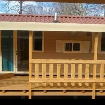 Comfortable Campsite-chalet G16 Tuscany Near Sea Chalet