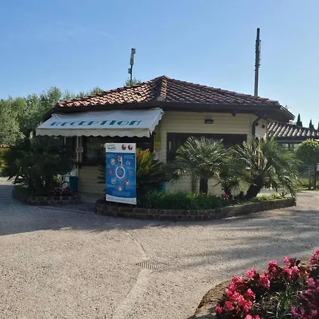 Comfortable Campsite-chalet G16 Tuscany Near Sea Chalet Viareggio
